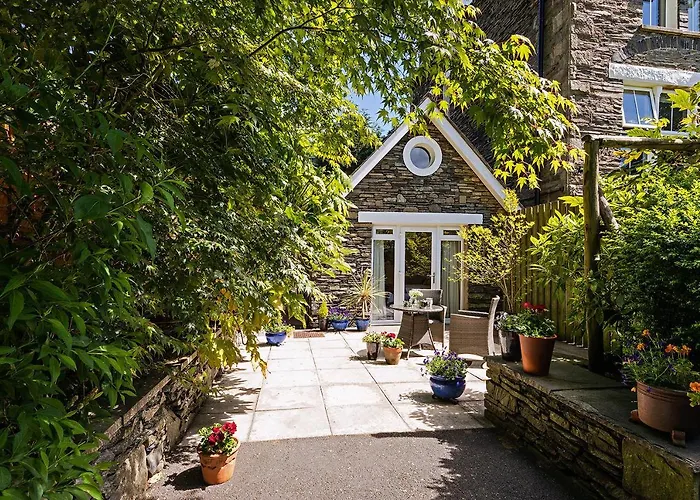 Wheatlands * Windermere